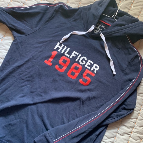 Tommy Hilfiger sweatshirt - Picture 3 of 4
